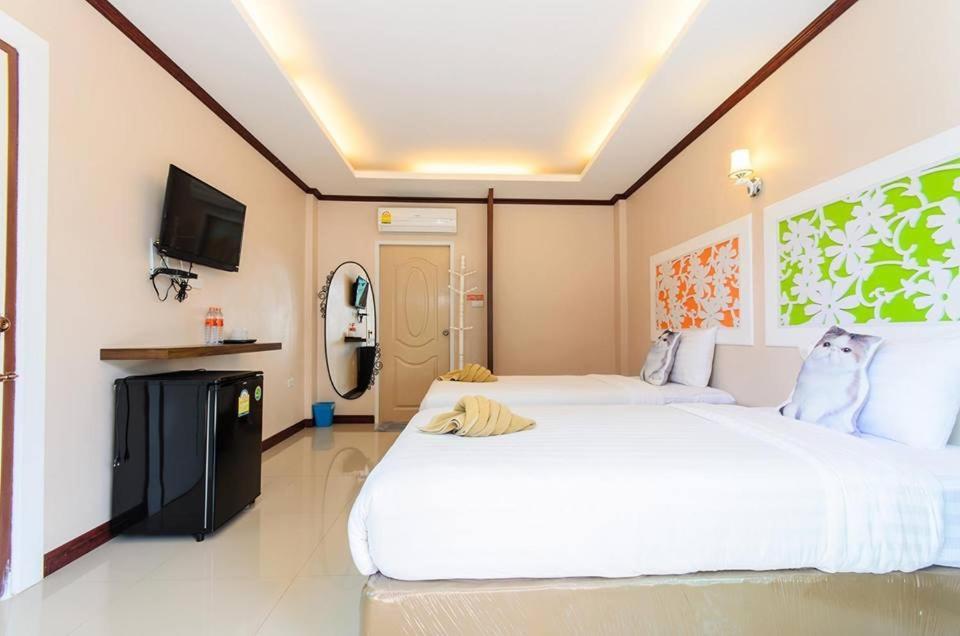 Hotel The Harbor Front เกาะล้าน Extérieur photo