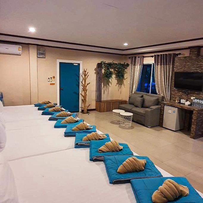Hotel The Harbor Front เกาะล้าน Extérieur photo