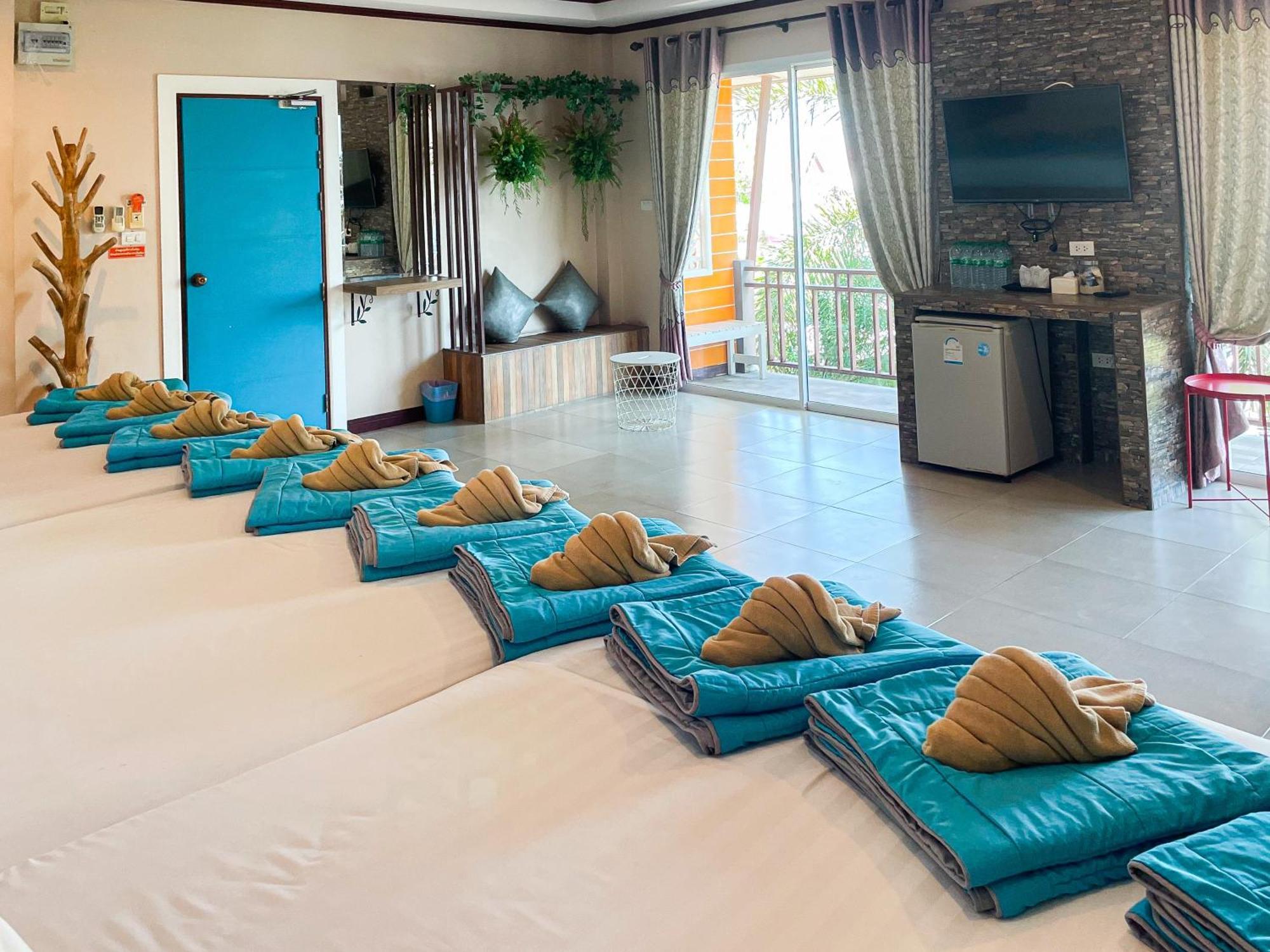 Hotel The Harbor Front เกาะล้าน Extérieur photo