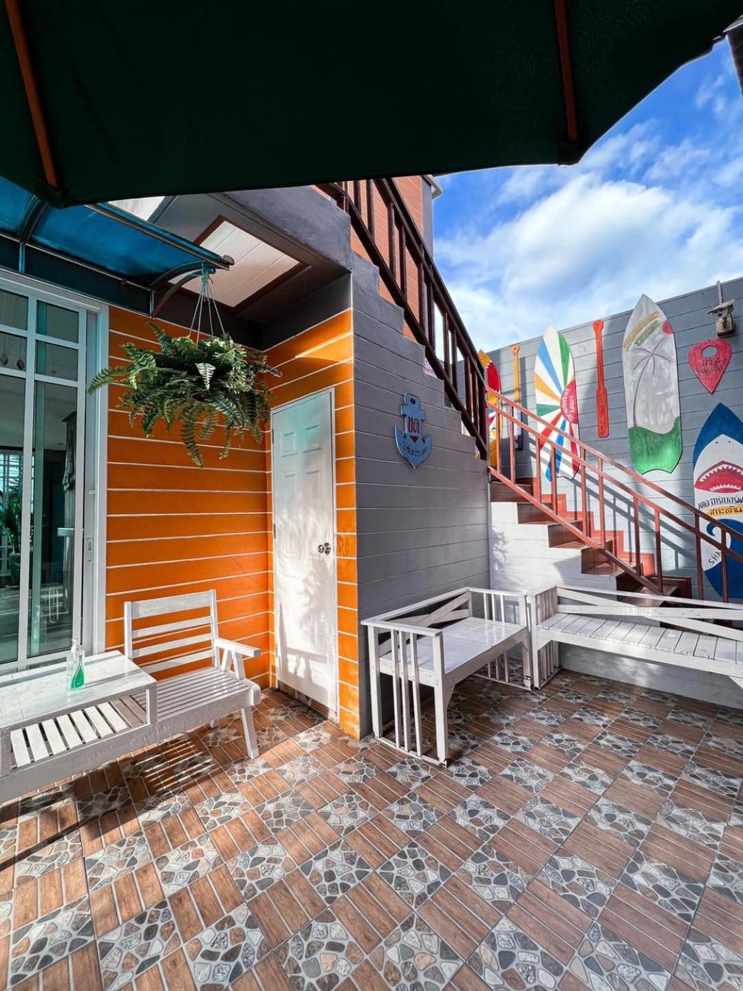 Hotel The Harbor Front เกาะล้าน Extérieur photo